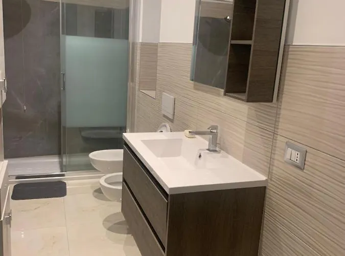 Eroi 招待所 韦尔巴尼亚