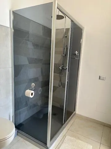 Eroi 韦尔巴尼亚